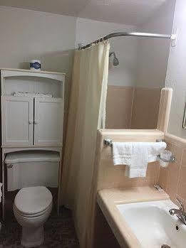 Townhouse Motel Guthrie Экстерьер фото